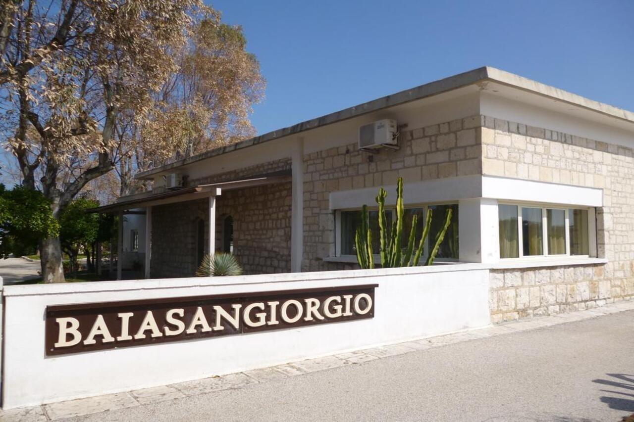 Baia Sangiorgio Hotel & Beach Club บารี ภายนอก รูปภาพ