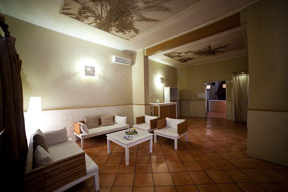 Baia Sangiorgio Hotel & Beach Club บารี ภายนอก รูปภาพ