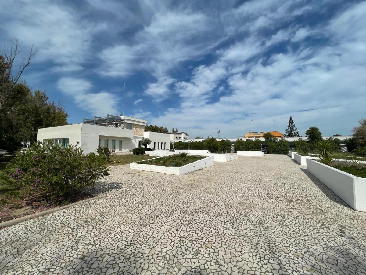 Baia Sangiorgio Hotel & Beach Club บารี ภายนอก รูปภาพ