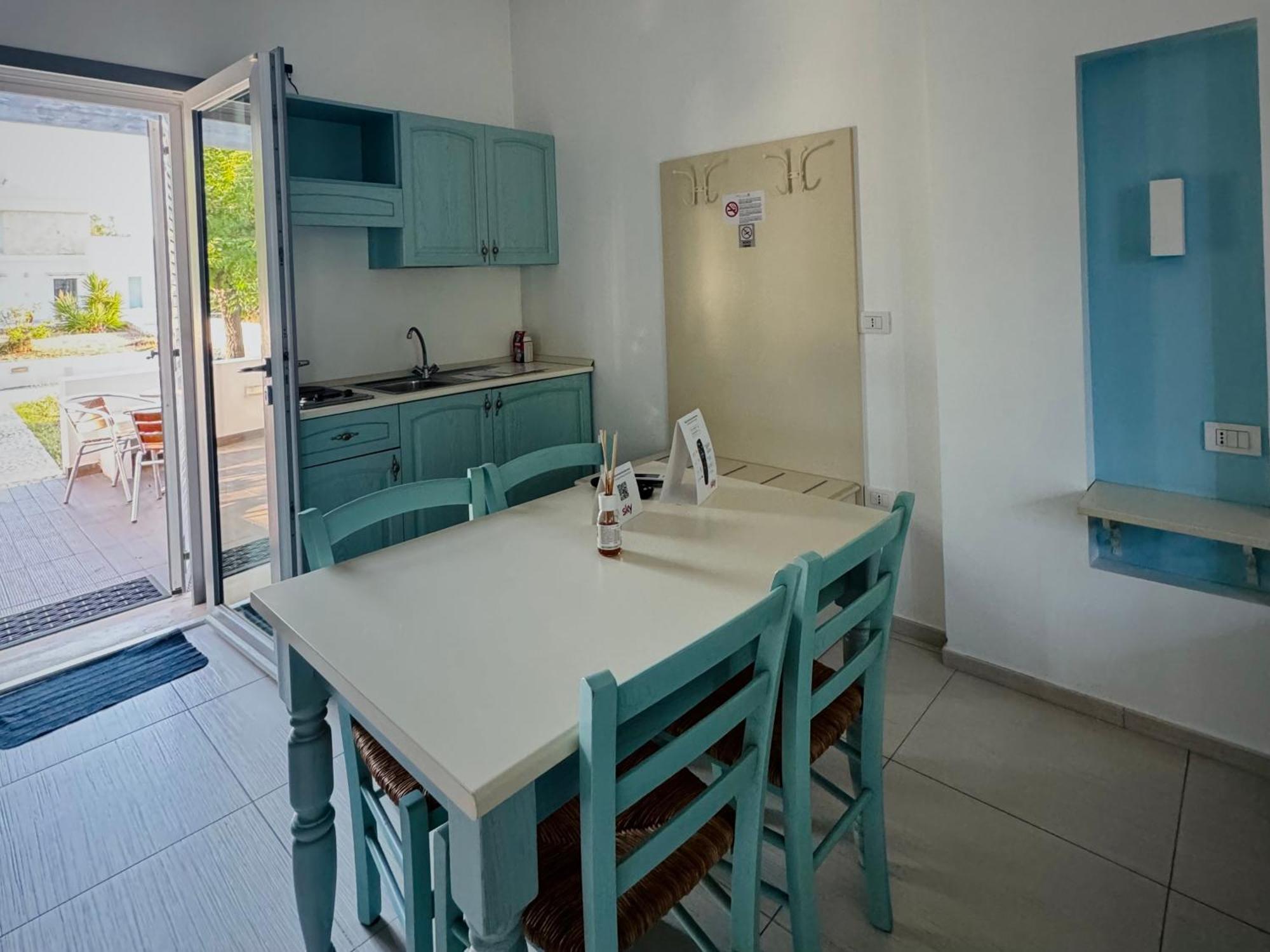 Baia Sangiorgio Hotel & Beach Club บารี ภายนอก รูปภาพ