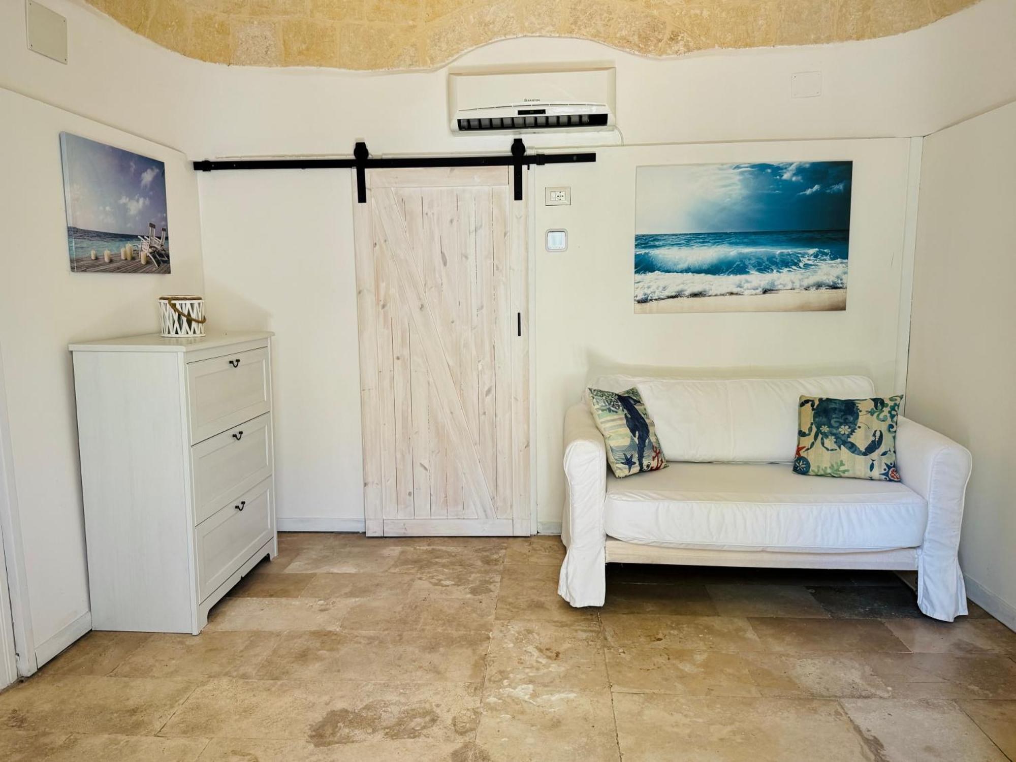 Baia Sangiorgio Hotel & Beach Club บารี ภายนอก รูปภาพ